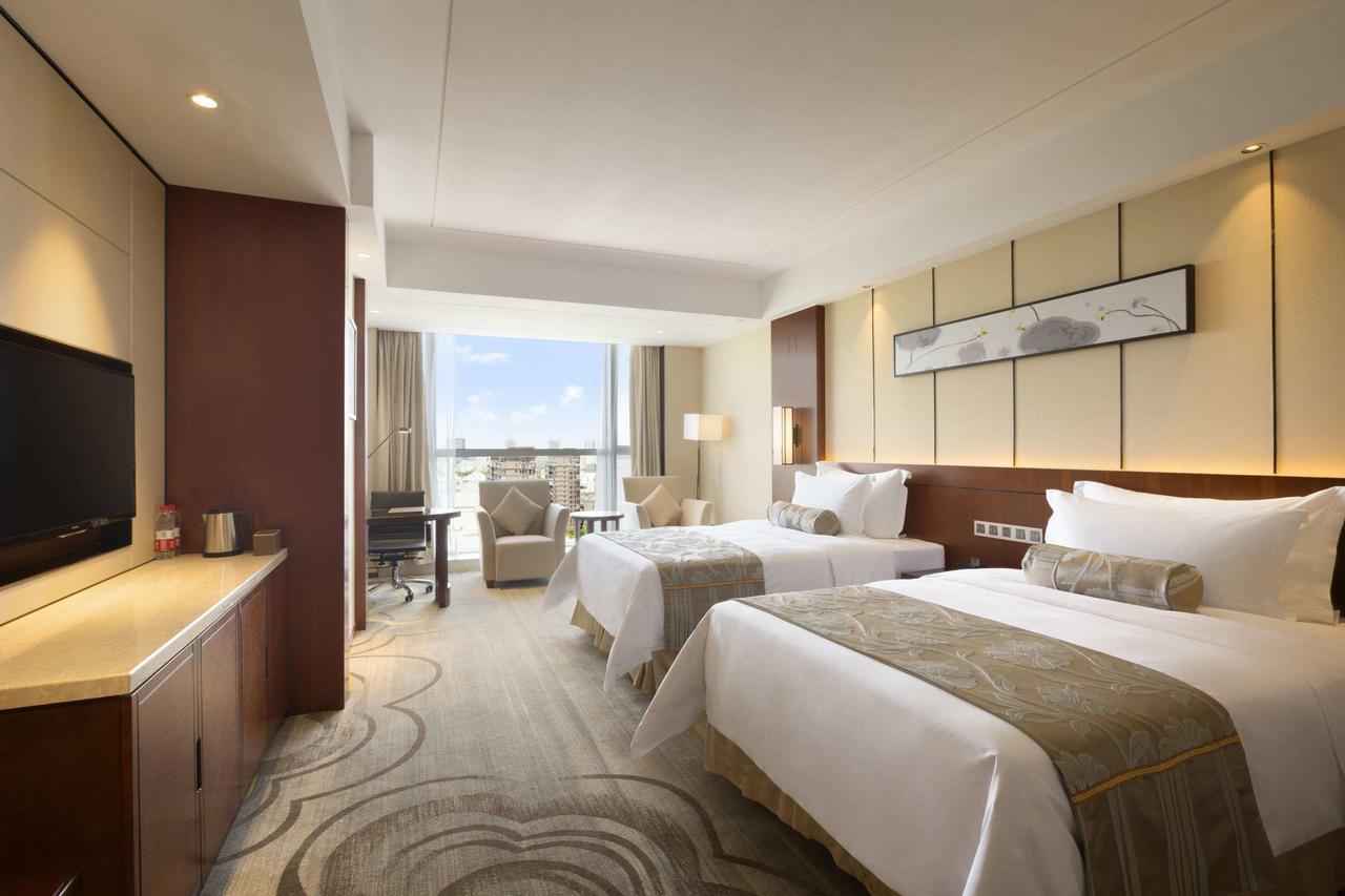 Ramada Jiaxing Hotel Buitenkant foto