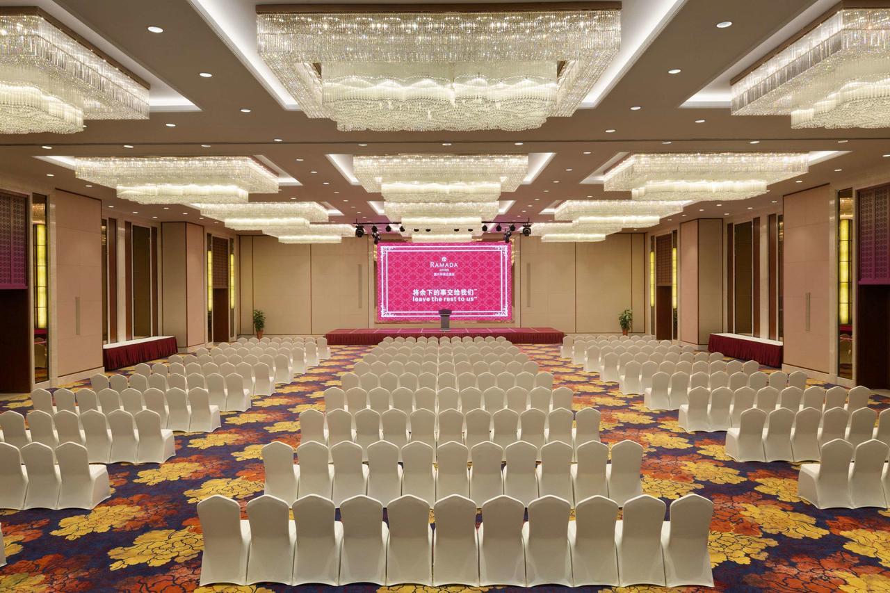 Ramada Jiaxing Hotel Buitenkant foto
