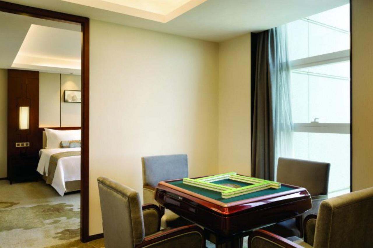 Ramada Jiaxing Hotel Buitenkant foto